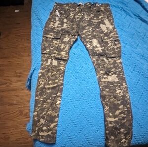 AHP Men's Distressed Camo Pants